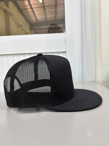 Casquette Snapback Unisexe Adulte à 5 Panneaux, Logo Personnalisable, Maille Respirante, Haute Performance, Décontractée, Quatre Saisons, Fabriquée au Vietnam - Product Image 5