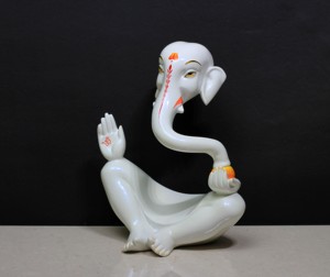 Nirmala Handicrafts Resin Art Deco White Ganesh <b>Statue</b> Flute | Handmade <b>Religious</b> Figurine Rajasthan Scultped Home Office - Product Image 3