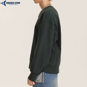 เสื้อสเวตเชิ้ตคอกลมคุณภาพสูงสำหรับผู้ชาย สวมใส่สบาย เหมาะสำหรับออกกำลังกาย พร้อมบริการสกรีนแบรนด์ตามสั่ง - Product Image 3