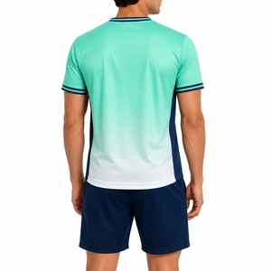 Conjunto Deportivo Unisex Personalizado con Degradado Elegante, Transpirable y Cómodo, Conjunto de Jersey Premium, Ropa Deportiva Contemporánea - Product Image 2