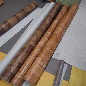 <span class=keywords><strong>Rouleau</strong></span> de revêtement de <span class=keywords><strong>sol</strong></span> en linoléum <span class=keywords><strong>PVC</strong></span> personnalisé, motif bois, imperméable, avec envers en feutre - Product Image 2
