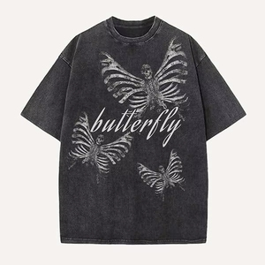 เสื้อเชิ้ตผู้ชายทรงหลวมสไตล์โกธิคพิมพ์ลายคลาสสิค Y2K แนวเรโทร แขนสั้น ลายการ์ตูน ผ้าป๊อปลิน ทรงโอเวอร์ไซส์ ใส่สบาย 100% ผ้าฝ้าย - Product Image 5
