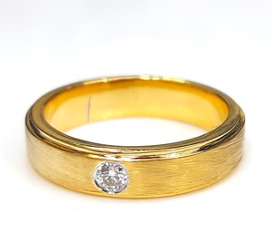 Anillo de compromiso para hombre en oro amarillo con diamante cultivado en laboratorio certificado y tienda de joyería de alta gama en India en Diamond Jewelry Delhi - Product Image 3