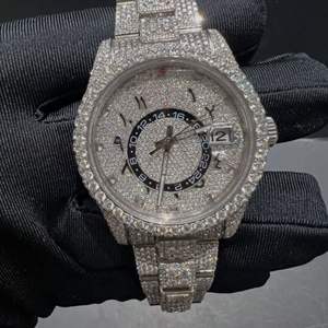 Reloj de Alta Calidad con Moissanita Cultivada en Laboratorio, Cuadrado de 40 mm, Estilo Ejecutivo, Oro Blanco de 20 mm, Estilo Hip Hop, con Incrustaciones DEF - Product Image 2