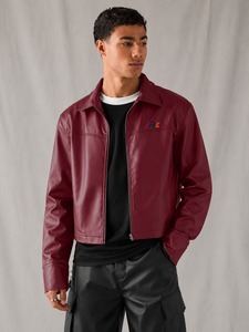 Chaqueta de cuero cómoda diseñada con material duradero y estilo moderno para uso casual y al aire libre, diseñada para brindar estilo y comodidad. - Product Image 4