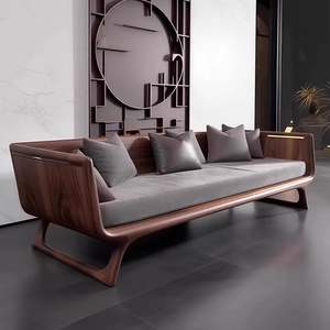 Sofá de Madera Minimalista de Lujo con Estructura Curva Suave y Cojines Cómodos, Perfecto para una Sala de Estar Elegante - Product Image 1