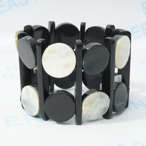 Pulsera Artesanal de Disco de Hueso Elástica, Joyería Tribal de Moda, Accesorio Bohemio Hecho a Mano para Muñeca, Estilo Casual - Product Image 2