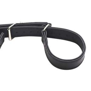 Menottes en cuir à suspension avec coutures renforcées et anneaux métalliques - Product Image 6