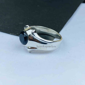 ขายส่งแหวนเงินแท้ 925 สำหรับผู้ชาย ทำมือ ประดับพลอยออนิกซ์สีดำธรรมชาติ ตัวเรือนแบบฝัง คลาสสิก เหมาะสำหรับงานแต่งงาน งานครบรอบ และงานปาร์ตี้ - Product Image 4