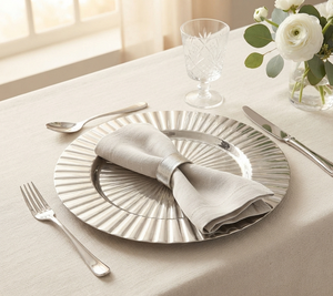Assiette de Présentation Métallique Décorative Argentée pour Table, Assiettes de Service Alimentaire pour Hôtels, Cuisines et Traiteurs - Product Image 1