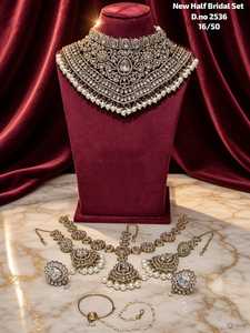 Kundan Zircon Orthodox Bridal <b>Necklace</b> Earrings <b>Set</b> <b>Indian</b> Wedding Antique Bronze Plated Alloy Imitation Jewelry Flower Design - Product Image 4