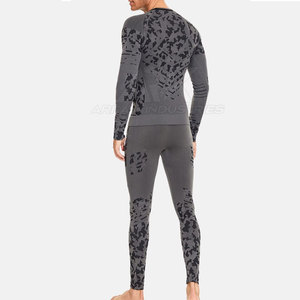 Vêtements de sport pour hommes, vêtements de compression pour la gym, vêtements de compression sur mesure, matériau durable - Product Image 3