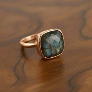 Bague en labradorite, bijoux faits à la main en pierres précieuses, argent sterling 925 plaqué or 14 carats, bijoux fins pour femme, cadeau - Product Image 3