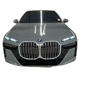 Nuevo BMW i7 xDrive60 2023, Auto Eléctrico con Tracción en las Cuatro Ruedas, Doble Batería de Litio, Asientos de Cuero Ejecutivos de Lujo, Volante a la Izquierda, Manual - Product Image 1