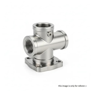 Raccord croisé à quatre voies fileté en acier inoxydable moulé usiné avec précision, avec bride de montage carrée, ensemble de pièces industrielles - Product Image 2