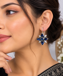 Boucles d'oreilles pendantes en argent plaqué antique avec motif floral et zircone cubique, sertissage clos ethnique, bijoux faits à la main, cadeau pour femme, vente en gros pour fêtes - Product Image 2