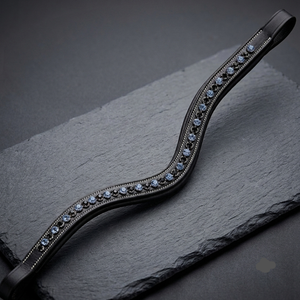 Fronture de cheval en cuir véritable naturel de qualité supérieure, avec canal vide, rembourrage doux, incrustée de cristaux de strass colorés et de chaînes. - Product Image 6