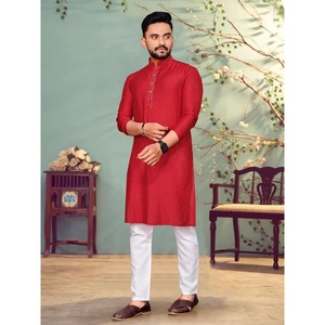 ผ้าฝ้ายออกแบบตามลำดับการทำงานของผู้ชาย kurta กับ payjama สีแดง - Product Image 1