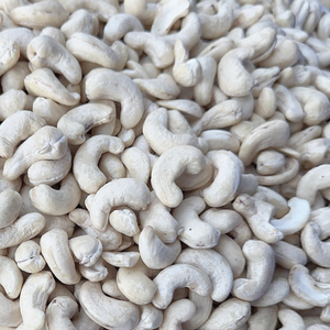 Factory Cheap Price Organic Cashew <b>Nuts</b> Wholesale Ww450 Ww320 Good Quality Import Cashew <b>Nuts</b> From Vietnam With Free Tax - Product Image 1