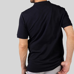 เสื้อโปโลแขนสั้นสีขาวสำหรับผู้ชาย ผ้าถัก สวมใส่สบาย ทรงปกติ ระบายอากาศได้ดี ดีไซน์สีพื้น - Product Image 5