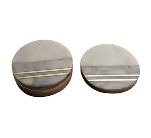 ชุดเสื่อไม้อะคาเซียและเรซินฝังโลหะที่รองแก้วเคลือบเงาที่กำหนดเองขายดี2024โต๊ะ4ชิ้น - Product Image 2