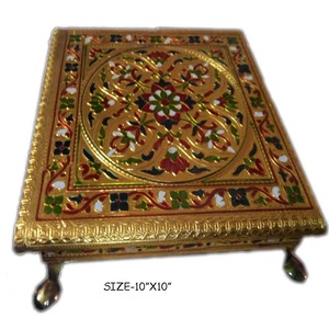 Caja de Almacenamiento Decorativa de Madera con Grabado Metálico Meenakari, Chapada en Oro, Hecha a Mano, Oxidada, BAJOTH CHOWKI - Product Image 6