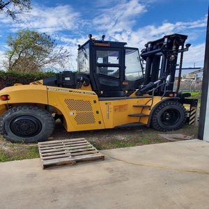 Montacargas de Contenedores Sany SCP130H de Alta Capacidad, Construcción Confiable, Ideal para Puertos Concurridos, Centros de Carga y Almacenes - Product Image 1