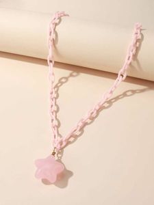 Collier en résine fait main pour femmes, bijoux pendentifs artistiques colorés avec un design unique fait main, collier léger et tendance - Product Image 5