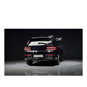 Genesis GV80 2.5T Gasolina 2WD con Caja de Cambios Automática y Asientos de Cuero, Modelo Abril 2024, 14,235 km, Volante a la Izquierda, Cámara Trasera - Product Image 4