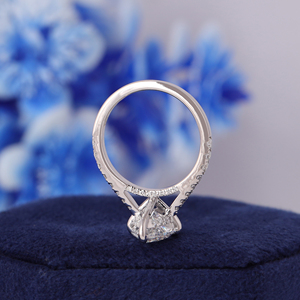 Bague de fiançailles en diamant de laboratoire taille marquise 2 carats avec tige cathédrale, halo caché et sertissage pavé - Product Image 6