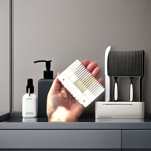 Nouvel arrivage Peigne Viking en os de buffle de haute qualité Sculpture à la main Peigne Viking en os de chameau d'Inde au prix de gros Peigne en os - Product Image 3