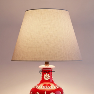 Porte-bougie carré rouge de luxe avec abat-jour en tissu |   Décoration de maison artisanale à motif floral pour Pâques - Product Image 4