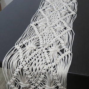 Camino de mesa de macramé vintage tejido a mano con diseño anudado, alfombrillas y almohadillas ecológicas del proveedor indio - Product Image 6