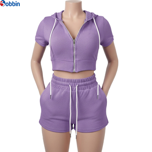 Conjunto Deportivo Casual de 2 Piezas para Mujer, Top Corto con Capucha y Pantalones Cortos, Color Morado, Manga Corta, Transpirable, Tendencia Actual - Product Image 2