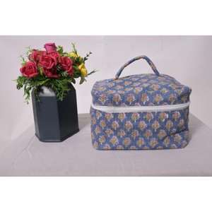 Bolsa de Maquillaje Ligera de Algodón con Diseño Floral, Estilo Boho, con Cierre, para Organización, Estilo Cottagecore, Grande, para Uso Diario, Tendencia de Moda - Product Image 1