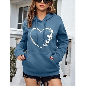 Sweat-shirt graphique à imprimé cœur, avec cordon de serrage, manches longues et poches, pull-over - Product Image 1