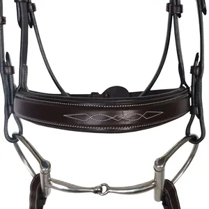 Bridon d'équitation rembourré en cuir tanné végétal, avec surpiqûres décoratives et design anatomique doux et rembourré - Product Image 3
