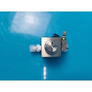 Vanne solénoïde pneumatique Koganei F-SV100-C d'occasion – Pièces détachées d'équipement semi-conducteur Legacy - Product Image 4