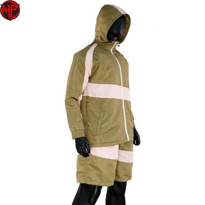 ชุดวอร์มไนลอนแบบมีซิปพร้อมฮู้ดและกางเกงขาสั้น ชุดวอร์มผ้ากันลมแบบเรียบ ชุดวอร์มผู้ชาย - Product Image 2