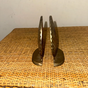 Sujetalibros de Aluminio Chapado en Oro para Accesorios de Oficina en Casa de Primera Calidad, Diseño Metálico Tradicional para Decoración de Bodas y Almacenamiento de Libros - Product Image 4