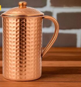 Ensemble de carafes en cuivre pour une esthétique de luxe raffinée, service de boissons en métal avec verres, durable et réutilisable pour la cuisine et la salle à manger. - Product Image 2