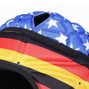 หมวกกันน็อคซอฟต์เชลล์สำหรับฟุตบอลธงขายส่ง สำหรับกีฬา สีตามสั่ง คุณภาพดีที่สุด หมวกกันน็อคซอฟต์เชลล์สำหรับฟุตบอลธง - Product Image 6