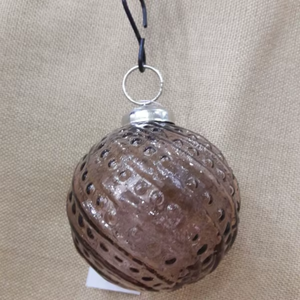 Boule de Noël suspendue en verre texturé marron de haute qualité, artisanale, moderne, 1 couleur, décoration festive, cadeau - Product Image 2