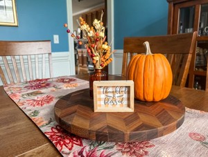 Plateau tournant rond en bois mélangé avec logo personnalisé pour fromages, fruits, charcuterie, idéal pour les fêtes, vente en gros - Product Image 6