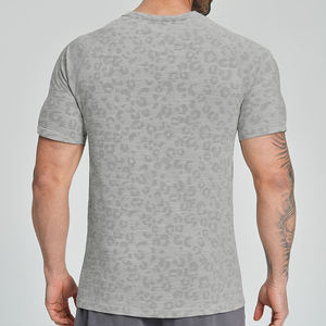 เสื้อยืดออกกำลังกายวิ่งสำหรับผู้ชาย ผ้าโพลีเอสเตอร์ 100% ลายพิมพ์แบบซับลิเมชั่น เสื้อโยคะ เสื้อยืดวิ่งไร้ตะเข็บ - Product Image 3