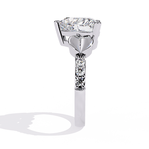 Bague tendance en diamants de laboratoire avec certification IGI, diamants à double bras insérés, style quatre griffes, personnalisable pour femme - Product Image 3