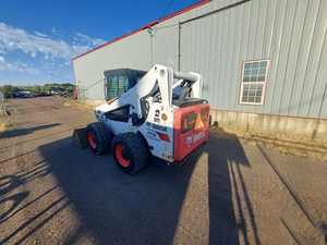 Cargadora Compacta A770 2022 con Cabina Cerrada, Máquina de Construcción de Alto Rendimiento, Carga Nominal de 200 Toneladas, Caja de Cambios de 75KW - Product Image 2