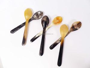 Cuillère de service en corne de bœuf 100% naturelle, écologique, fabriquée à la main, pour la restauration et l'hôtellerie - Product Image 3