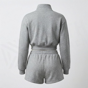 Ensemble de survêtement en molleton 2 pièces pour femme, gris, imprimé, haut court zippé avec short, tenue décontractée printemps-été - Product Image 2