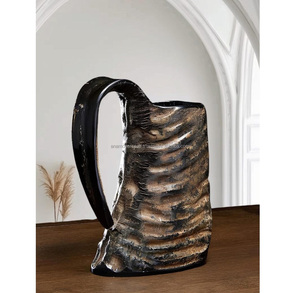 Taza Artesanal Rústica de Cuerno de Buey |   Vajilla Vikinga Natural - Product Image 2